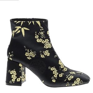 Trafaluc by ZARA Black Ankle Boots
